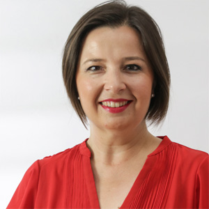 Elena Mar�a �lamo<br><span style='font: 13px roboto !important;line-height :10px !important; text-transform: none'>Recursos humans, igualtat i mem&ograve;ria democr&agrave;tica</span><div></div>