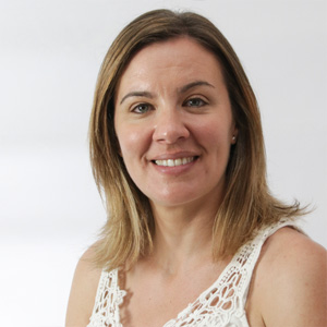 Elena Mar�a Sol�s<br><span style='font: 13px roboto !important;line-height :10px !important; text-transform: none'>Benestar Social, Majors, Diversitat funcional i Mercats</span><div></div>